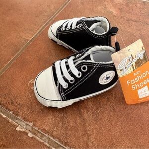 Black Baby Shoes NWT Size 6-12 months